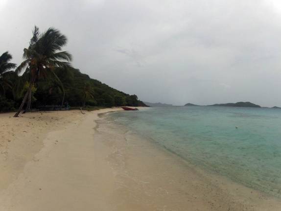 Praia e mares paradisíacos em Tobago Cays, no sul de São Vicente e Granadinas, no Caribe